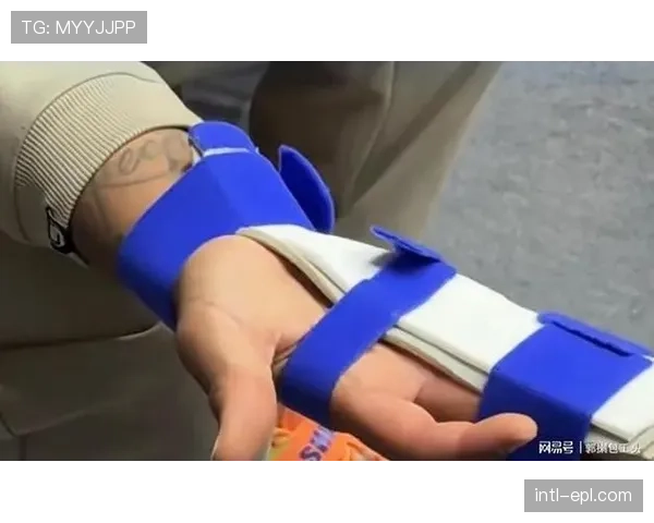 山东高速重新注册内线核心克里斯，手指骨裂伤愈复出